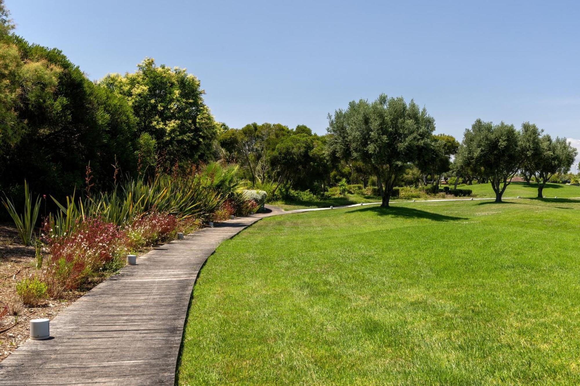 Domes Lake Algarve, Autograph Collection Vilamoura Eksteriør bilde The park