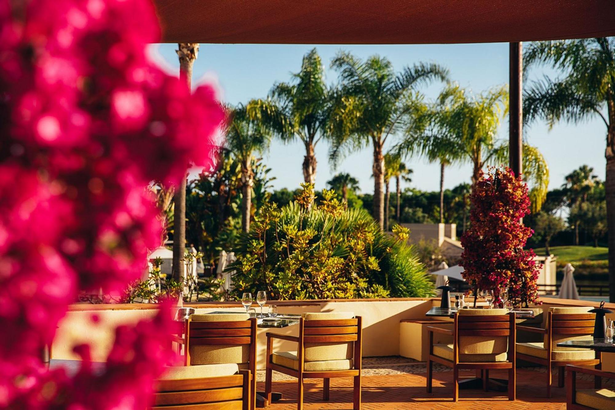Domes Lake Algarve, Autograph Collection Vilamoura Eksteriør bilde The restaurant at the Hotel Unique
