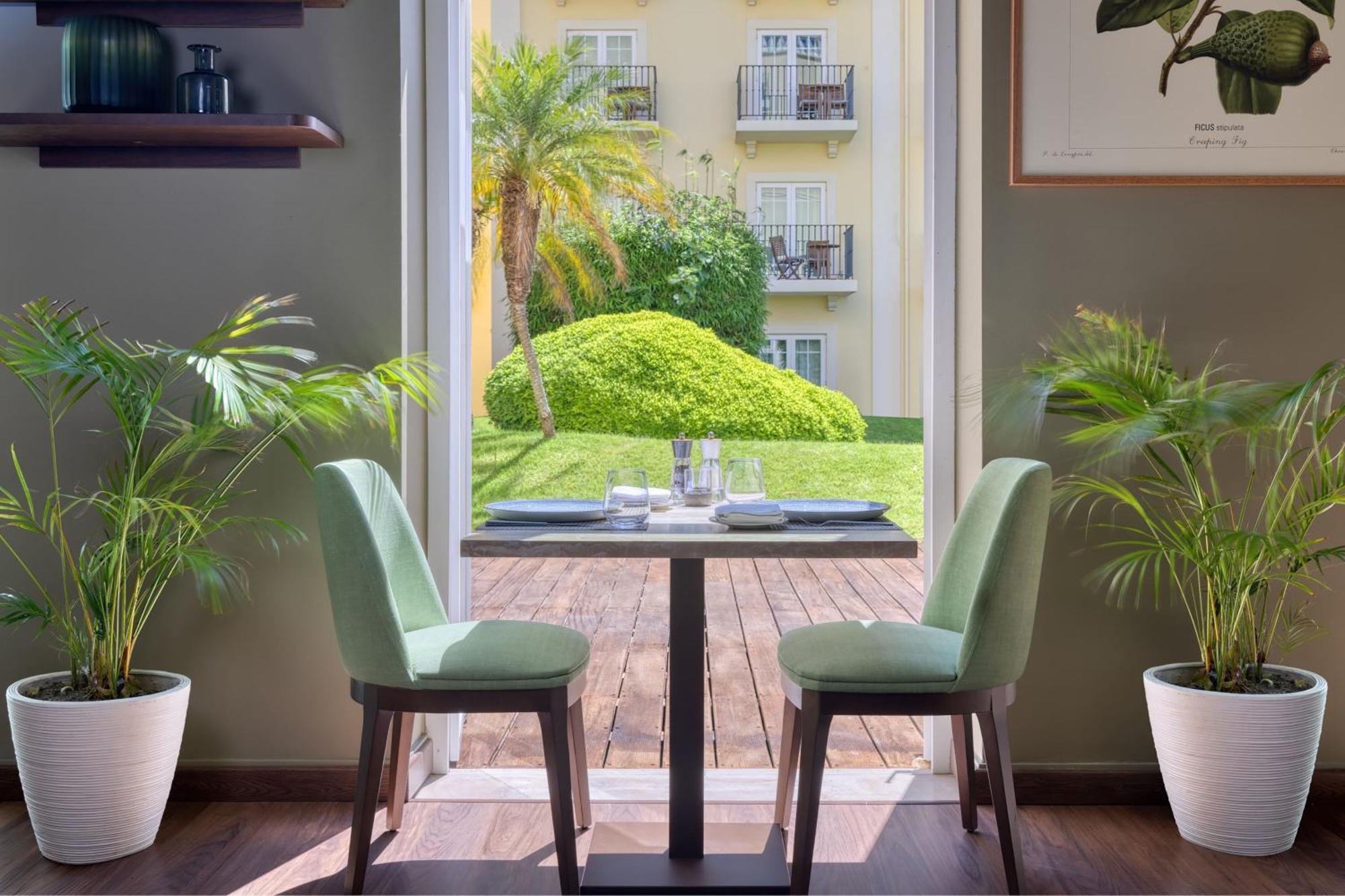 Domes Lake Algarve, Autograph Collection Vilamoura Eksteriør bilde The Garden Grill